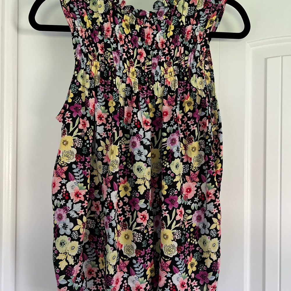 Floral sleeveless top